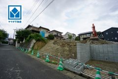 現地（2025年8月4日）撮影。西鉄とJRのWアクセス可能＾＾落ち着いた雰囲気で快適な生活を送れます。