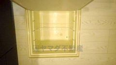 キッチンにある床下収納は、居住スペースを減らさずに買い置きの調味料や非常食などを保管することができます。