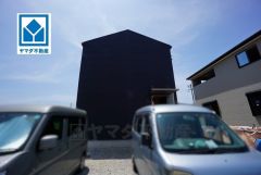 現地（2025年7月7日）撮影。東郷小学校まで徒歩6分と近く、お子様も無理なく通えます。快適でゆとりのある生活空間で新生活を始めましょう^^