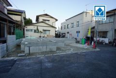 現地（2026年1月6日）撮影。風通しのいい角地。香椎駅徒歩11分、西鉄香椎徒歩12分で都心へのアクセス良好。快適でゆとりのある生活空間で新生活を始めましょう^^