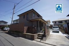 令和8月4月新規リフォーム完了。庭付き。一戸建ての多いエリア。落ち着いた雰囲気で快適な生活を送れます。