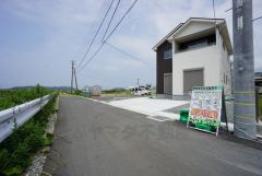落ち着いた住宅地内で快適な生活を実現してみませんか。