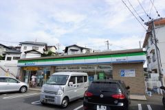 ファミリーマート　春日白水ヶ丘