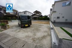 現地（2026年9月8日）撮影。1階にパントリー、ファミリークローク完備。2階洋室にウォークインクローゼットを完備。2面バルコニー確保＾＾