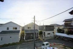 2階バルコニーからの眺望です。前面に遮るものがなく景色を一望できます。