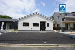 1号棟。家計にも環境にも優しいオール電化住宅＾＾各居室収納スペース完備＾＾在宅ワークも可能なテレワークルームを確保＾＾
