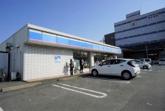 ローソン　箱崎ふ頭五丁目店