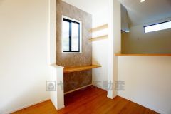 スタディカウンターはお子様のお勉強スペースとしてはもちろん、ネット環境設置コーナーとしても活用出来ます。