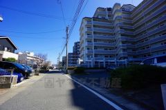 毎日のお買物に便利なスーパーは徒歩8分。落ち着いた住宅地内で快適な生活を実現してみませんか。