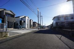 大型車の通行が少なく、騒音や振動が少ないので静かで快適な生活を送れます。