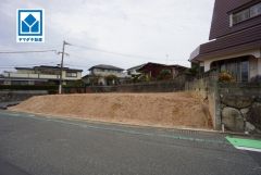 現地（2026年3月30日）撮影。舞松原小学校徒歩9分、多々良中学校徒歩10分と通学しやすい環境です。快適でゆとりのある生活空間で新生活を始めましょう^^