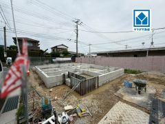 現地（2026年6月30日）撮影。省エネ、安全性を実感できるオール電化住宅＾＾リビング上部に吹抜あり。快適でゆとりのある生活空間で新生活を始めましょう^^