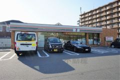 セブンイレブン　福岡名子3丁目店