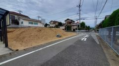 住人以外の車の進入も少なく、小さなお子様を持つご家庭にも安心です。