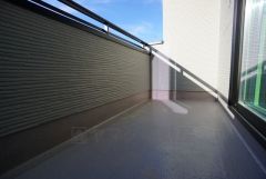 陽当たりの良いバルコニーです。お洗濯やお布団干しはもちろん、日光浴スペースにも。