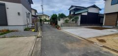 住人以外の車の進入も少なく、小さなお子様を持つご家庭にも安心です。