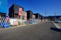 住人以外の車の進入も少なく、小さなお子様を持つご家庭にも安心です。