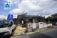 現地（2026年10月6日）撮影。風通しの良い角地＾＾憧れの平屋住まい＾＾階段昇降のないストレスフリーな生活始めませんか。