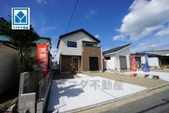 毎日のお買物に便利なルミエール福津店は徒歩12分。快適でゆとりのある生活空間で新生活を始めましょう^^