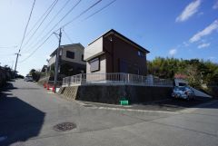 角地につき、日当たり通風良好です＾＾