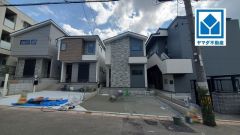 スーパーやコンビニなども近く周辺環境充実。快適でゆとりのある生活空間で新生活を始めましょう^^