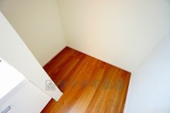 洗面所のリネン庫はタオルや肌着類などの収納に便利です。