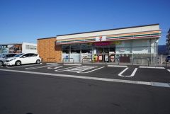 セブンイレブン　古賀新久保店