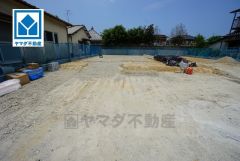 現地（2025年7月10日）撮影。古賀駅徒歩10分、都心へのアクセス良好。スーパーやコンビニなども近く周辺環境充実。快適でゆとりのある生活空間で新生活を始めましょう^^