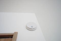 火災発生をいち早く知らせてくれる火災報知器は標準装備です。