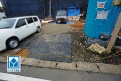 現地（2025年6月10日）撮影。2路線利用可能で都心へのアクセスの幅が広がります。毎日の通勤・通学・買い物がしやすく、快適に過ごせます。