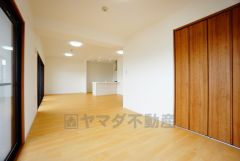 家族が集まる開放的なリビング。思い思いの時間を過ごしたり、家族みんなで食事をしたり、素敵な団らんの場になりますね＾＾