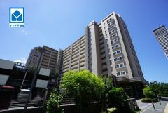 スーパー、コンビニ、ドラッグストア、イオンモール香椎浜と周辺環境が充実しています＾＾西鉄バス「アイランドシティ中央公園」停まで徒歩4分＾＾
