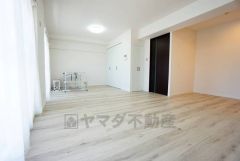 温かみのある雰囲気と、キッチンでの作業性を兼ね備え、家族の笑顔あふれる団らんのひと時をお過ごしいただける設計になっています。