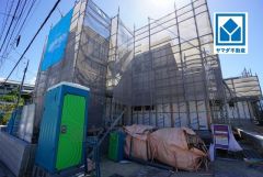 現地（2025年7月25日）撮影。 三苫駅徒歩13分、都心へのアクセス良好。スーパーやコンビニなども近く周辺環境充実。快適でゆとりのある生活空間で新生活を始めましょう^^