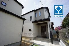 南向き、全居室2面採光で陽当たり良好＾＾最新の設備で気持ちの良い新生活を送りませんか。お気に入りの家具とインテリアで素敵な部屋を作りましょう。