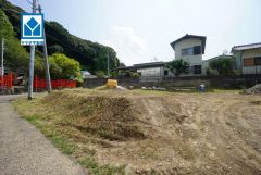 現地（2026年8月31日）撮影。香椎東小学校徒歩7分。敷地55坪。建築条件はありませんのでお好きなハウスメーカーで建築出来ます＾＾