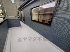 陽当たりの良いバルコニーです。お洗濯やお布団干しはもちろん、日光浴スペースにも。