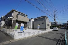 大型車の通行が少なく、騒音や振動が少ないので静かで快適な生活を送れます。