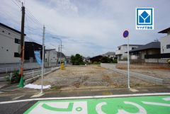 現地（2026年7月3日）撮影。角地。3沿線利用可。千早駅徒歩13分＾＾舞松原小学校徒歩8分、多々良中学校徒歩7分＾＾