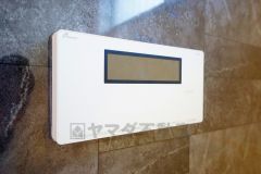 湯量・湯温の設定、そして保温までワンタッチのフルオートバス。便利な追い炊き機能付きです。