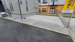 駐車スペースはゆとりある2台分を確保。マイカー用に、お客さま用に、余裕を持ってご利用いただけます。