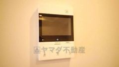 オートロックとモニター付きインターホン装備で女性やお子様も安心。充実のセキュリティで暮らしをサポートします。