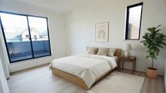 家具はイメージです。寛ぎの時間を紡ぎだす主寝室は、大型ベッドを置いても余裕の広さを確保しています。