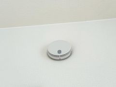 火災発生をいち早く知らせてくれる火災報知器は標準装備です。