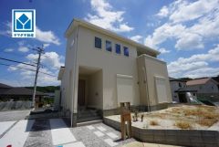 河東西小学校まで徒歩14分と近く、お子様も無理なく通えます。快適でゆとりのある生活空間で新生活を始めましょう^^