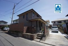 令和8月4月新規リフォーム完了。庭付き。一戸建ての多いエリア。落ち着いた雰囲気で快適な生活を送れます。