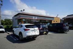 セブンイレブン　古賀インター店