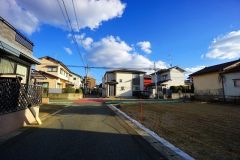 大型車の通行が少なく、騒音や振動が少ないので静かで快適な生活を送れます。