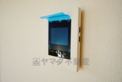 防犯性、セキュリティ対策に安心できるテレビモニター付きインターフォンです。セールスマン対策にもなり安心できます。