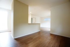 将来にわたって住みやすくプランニングを重ねて設計された間取で日々の生活をしやすい動線を考えた居住空間を創り上げております＾＾